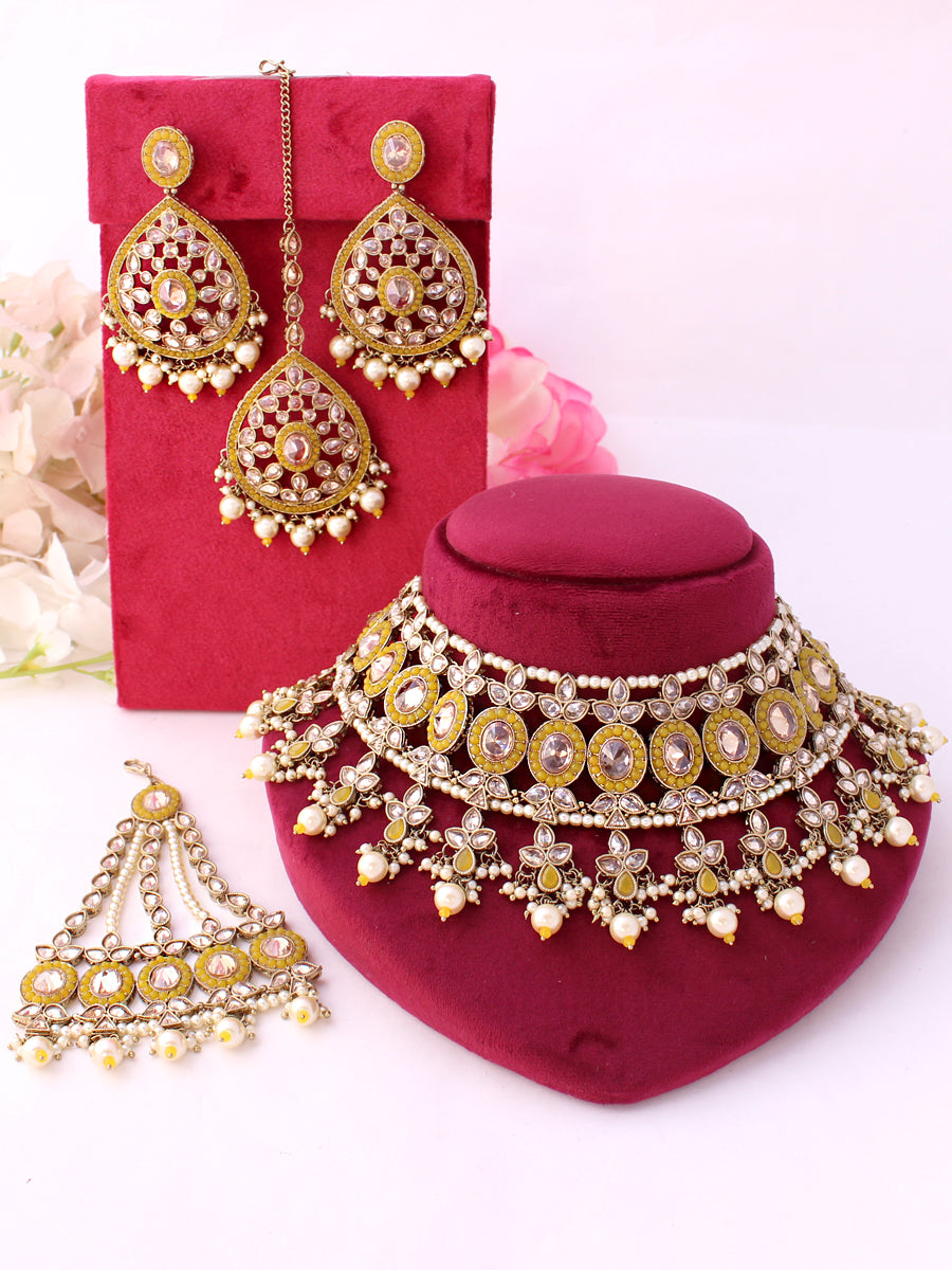 Surveen Necklace Set-Yellow