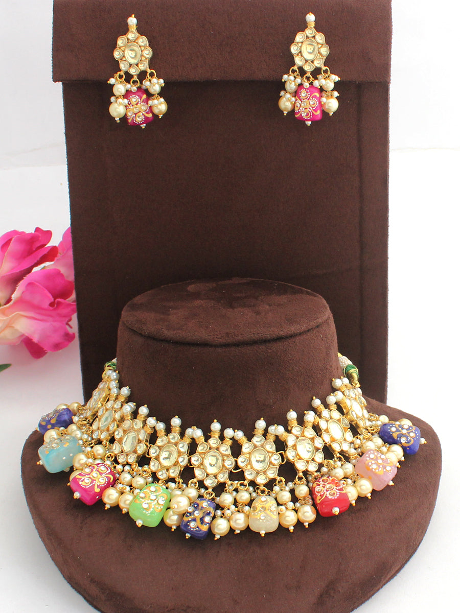 Alwar Choker Necklace Set - Golden