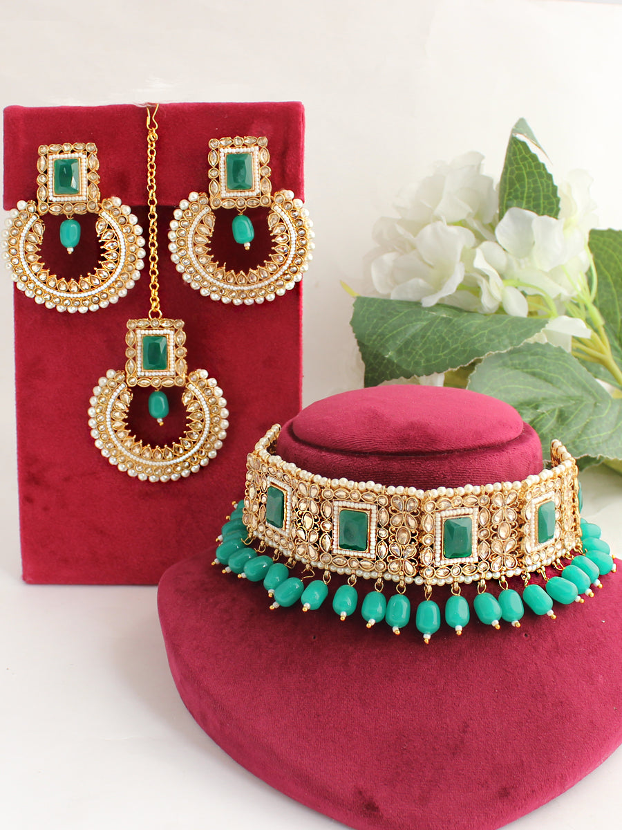 Avneet Necklace Set-Green