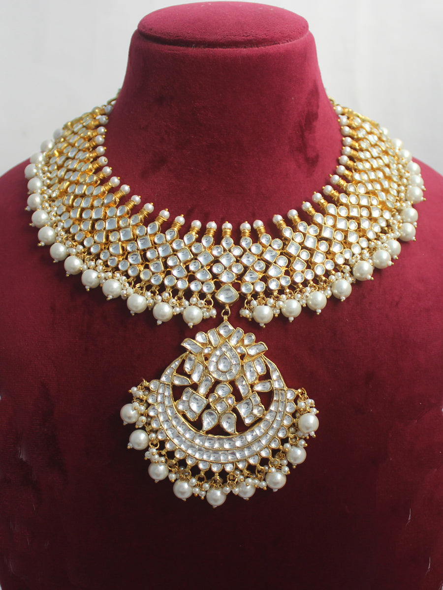 Samisha Necklace Set