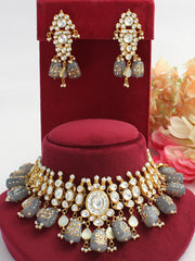 Vipasha Necklace Set