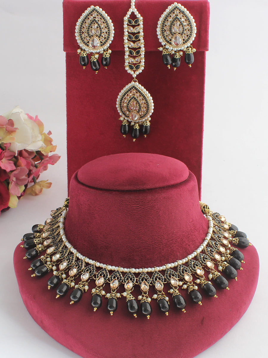 Priyanshi Necklace Set-Black