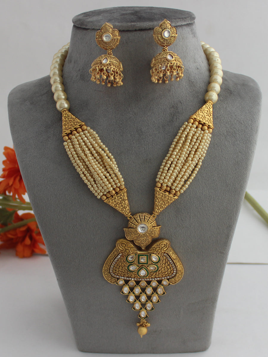 Supriya Pendant Necklace Set-Gold