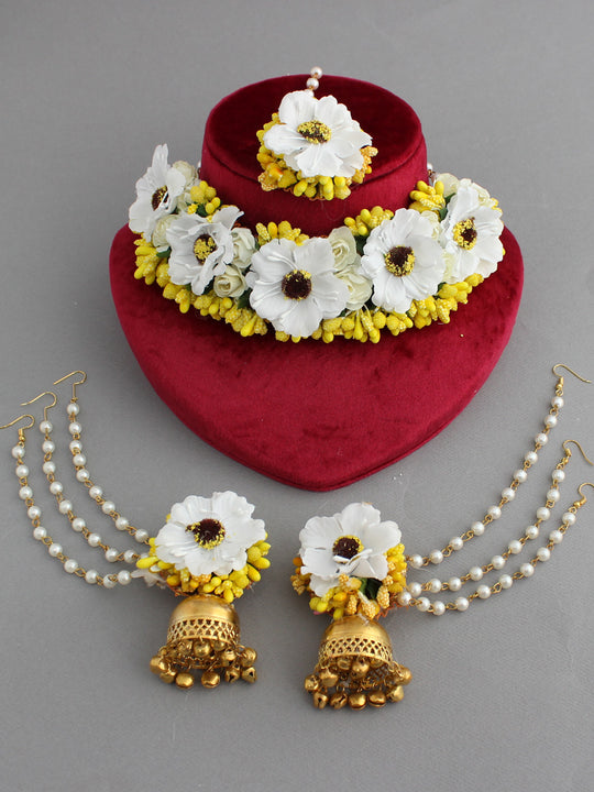 Akansha Floral Necklace Set-White
