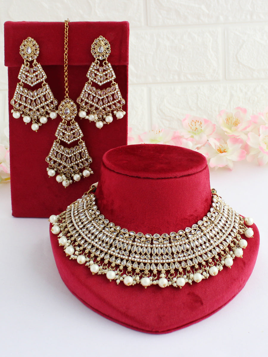 Megha Necklace Set