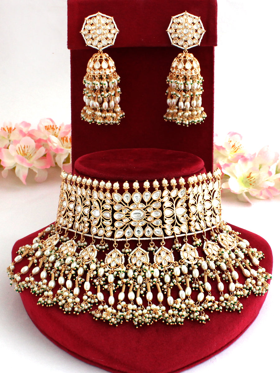 Ankita Necklace Earrings Set