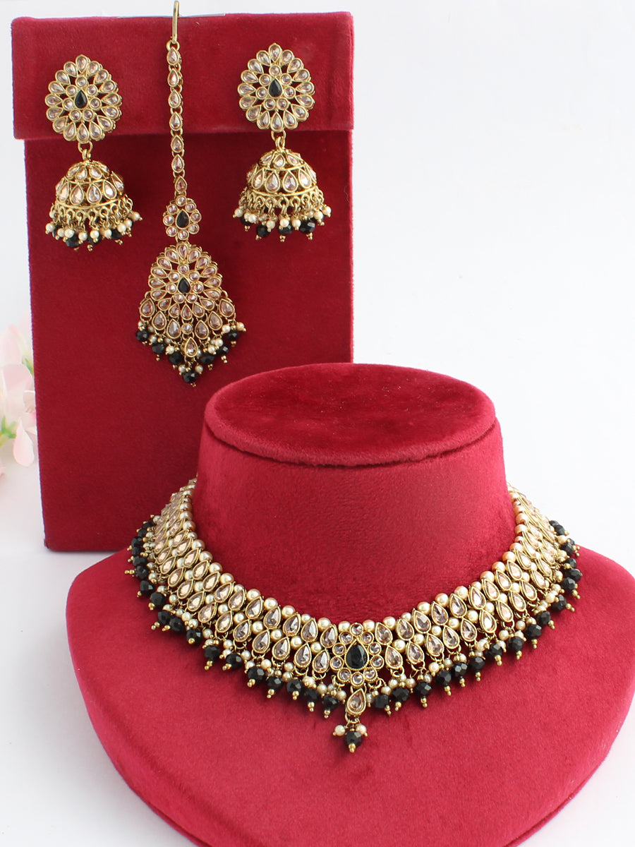 Akshi Bib Necklace Set-Black