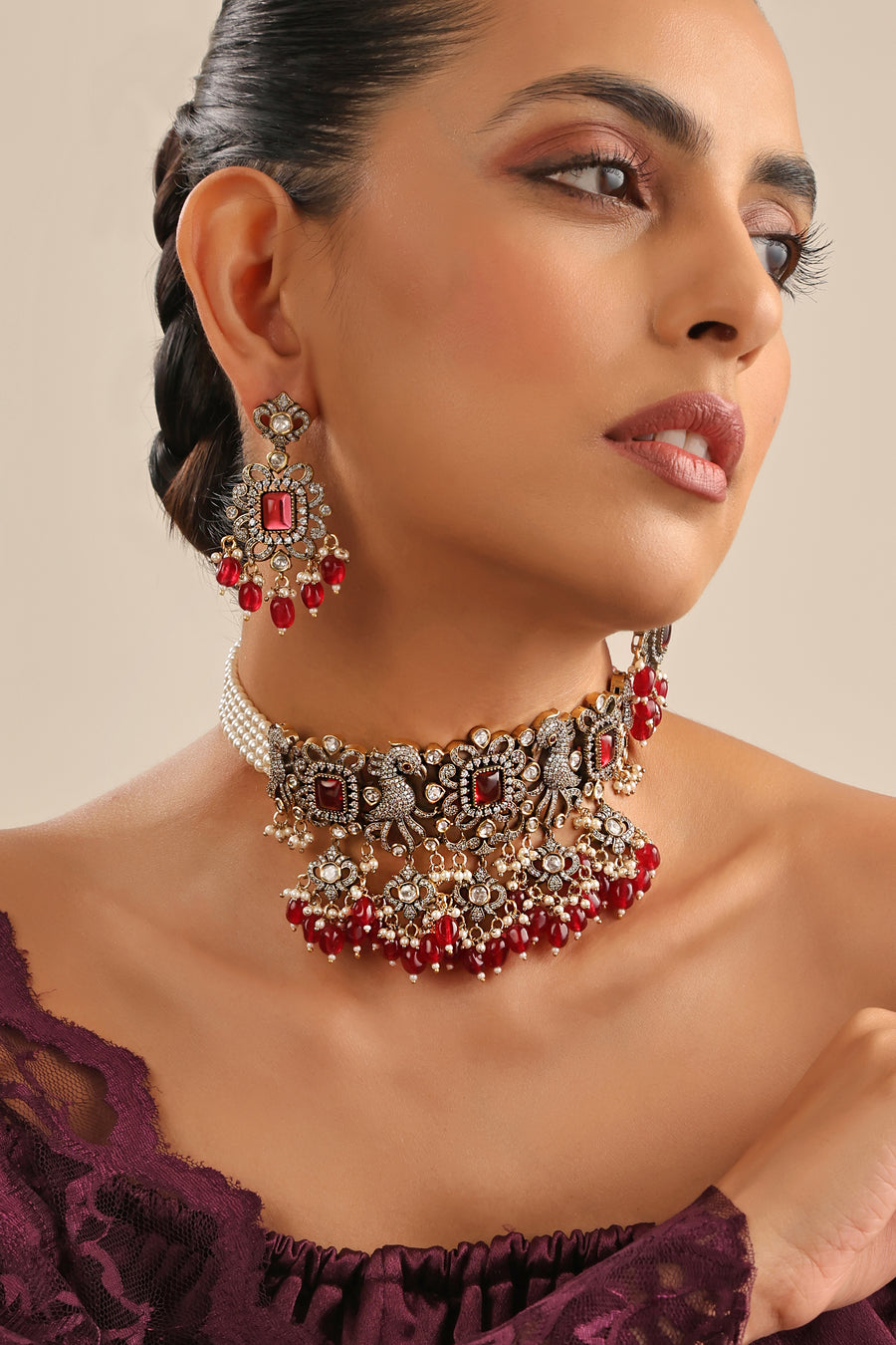 Ridhanshi Choker Necklace Set
